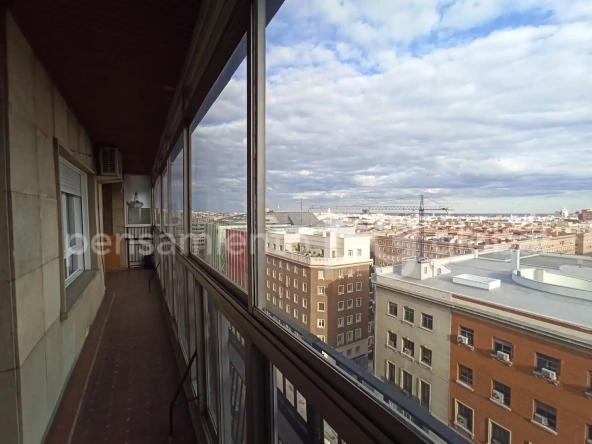 Vista de la ciudad desde la terraza.