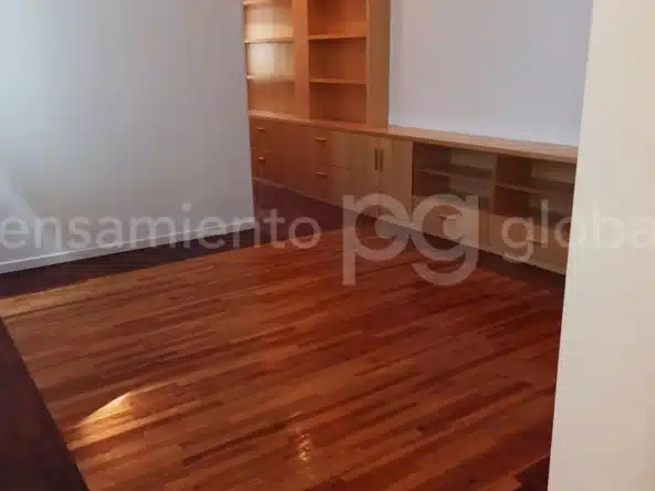 Piso calle Fomento - detalle hall