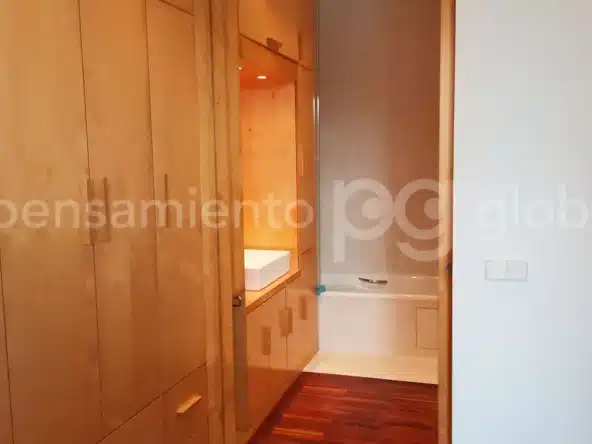 Piso calle Fomento - baño en suite
