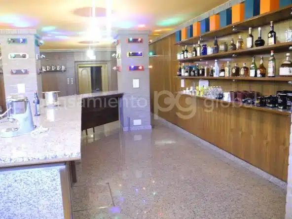   chalet en los Arroyos - Sala De Baile 