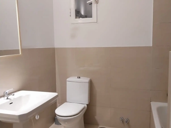 Piso en santa Engracia - baño principal