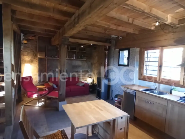 Finca Rustica San Esteban - Cocina comedor escateras
