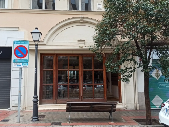 Oficina en Lagasca - Portal exterior
