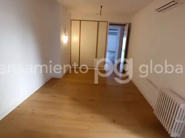 Piso Sta. Cruz de Marcenado - Dormitorio principal