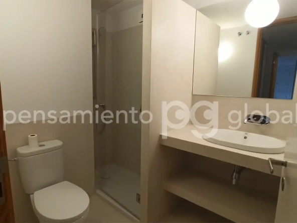 Piso Sta. Cruz de Marcenado - Baño