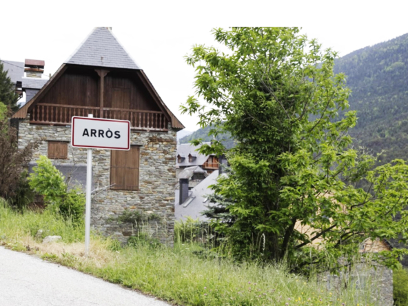 Venta terreno en Arrós